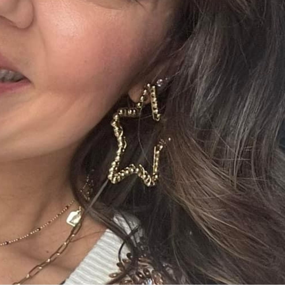 NWT SHINING BRIGHT GOLD METAL STAR EARRINGS SPECIAL FOR VALENTINE GIFT BIRTHDAY - Picture 3 of 12